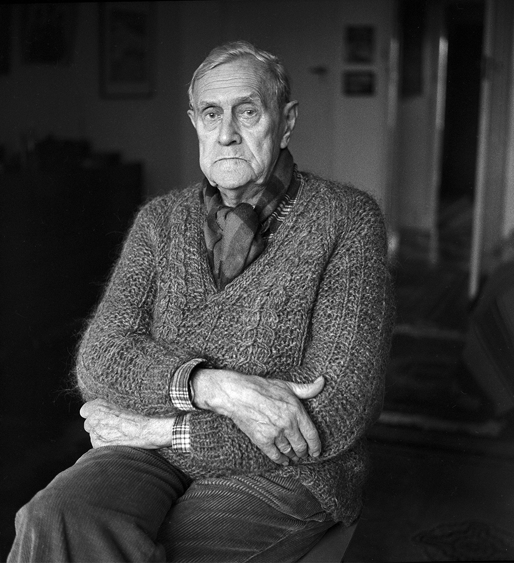 Patrick White, 1985 (photograph by William Yang, reproduced with permission)